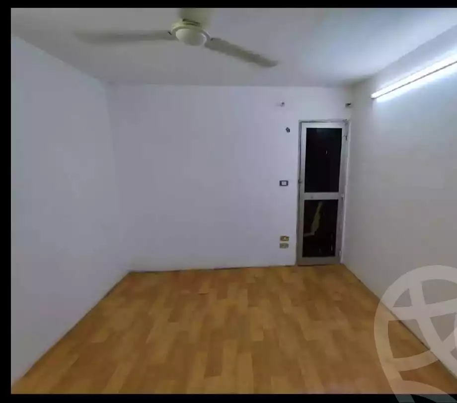 https://aqarmap.com.eg/ar/listing/6262186-for-rent-cairo-el-zaytun-lzytwn-lshrqy-toman-bai-st