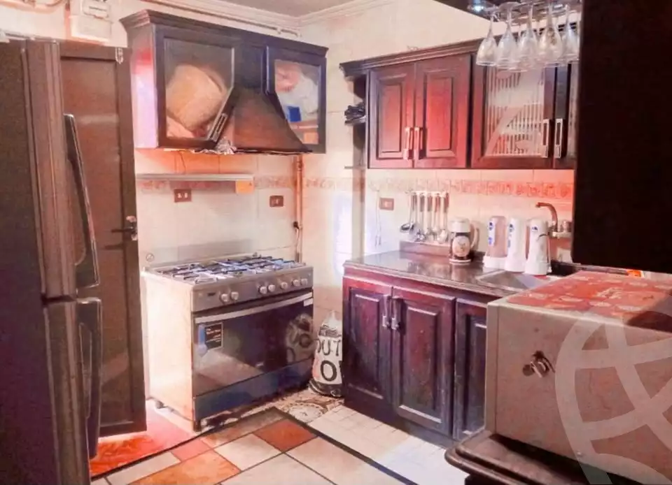 https://aqarmap.com.eg/en/listing/6262853-for-sale-alexandria-mansheya