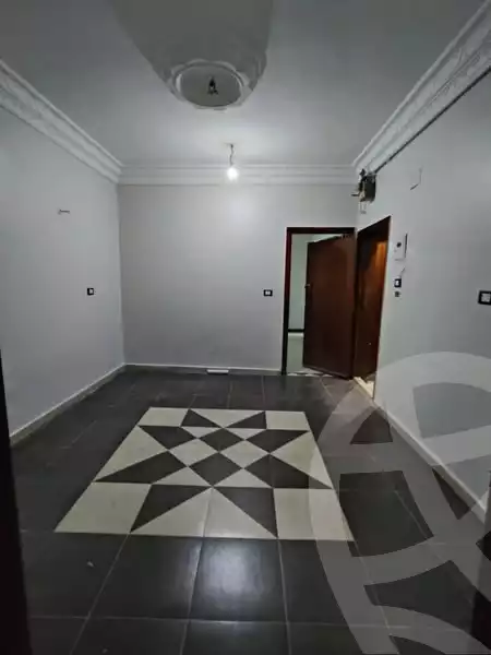 https://aqarmap.com.eg/ar/listing/6262975-for-sale-qalyubia-shubra-el-khaima-om-bayoumi