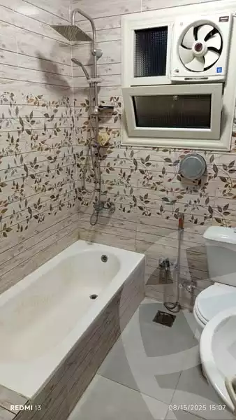 https://aqarmap.com.eg/ar/listing/6263340-for-sale-cairo-helwan-hadayek-helwan-nile-corniche-st