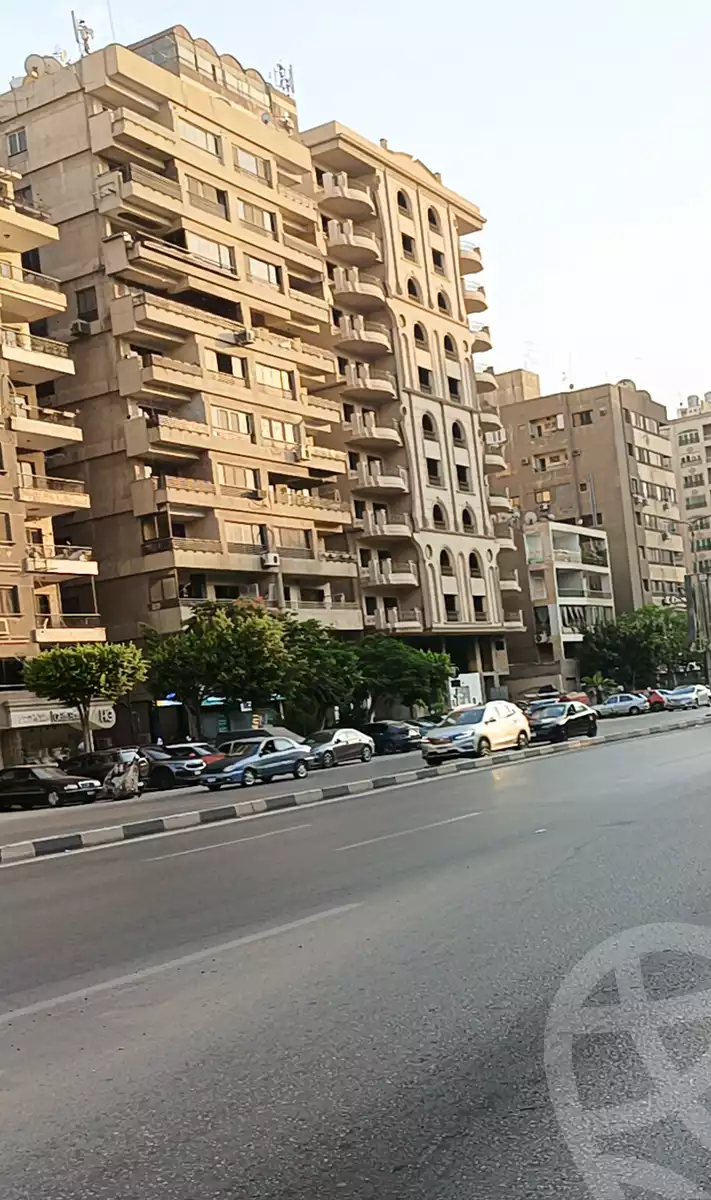 https://aqarmap.com.eg/ar/listing/6263564-for-sale-cairo-el-haram-shareaa-el-haram