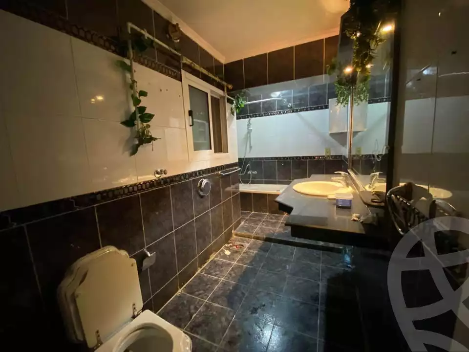 https://aqarmap.com.eg/ar/listing/6263735-for-sale-alexandria-camp-cesar-el-gaish-rd