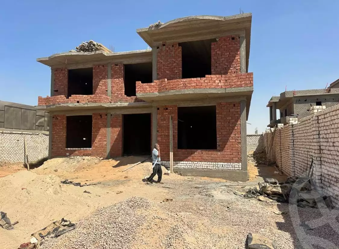 https://aqarmap.com.eg/en/listing/6266166-for-sale-cairo-el-sheikh-zayed-city-lshykh-zyd-ljdyd-el-reef-el-oroby