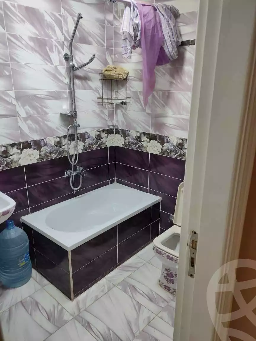 https://aqarmap.com.eg/en/listing/6267243-for-sale-cairo-ain-shams-ahmed-esmat-st