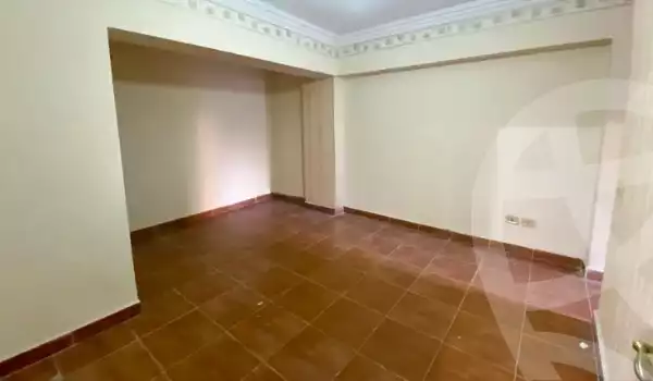 https://aqarmap.com.eg/ar/listing/6267697-for-sale-alexandria-camp-cesar-el-gaish-rd