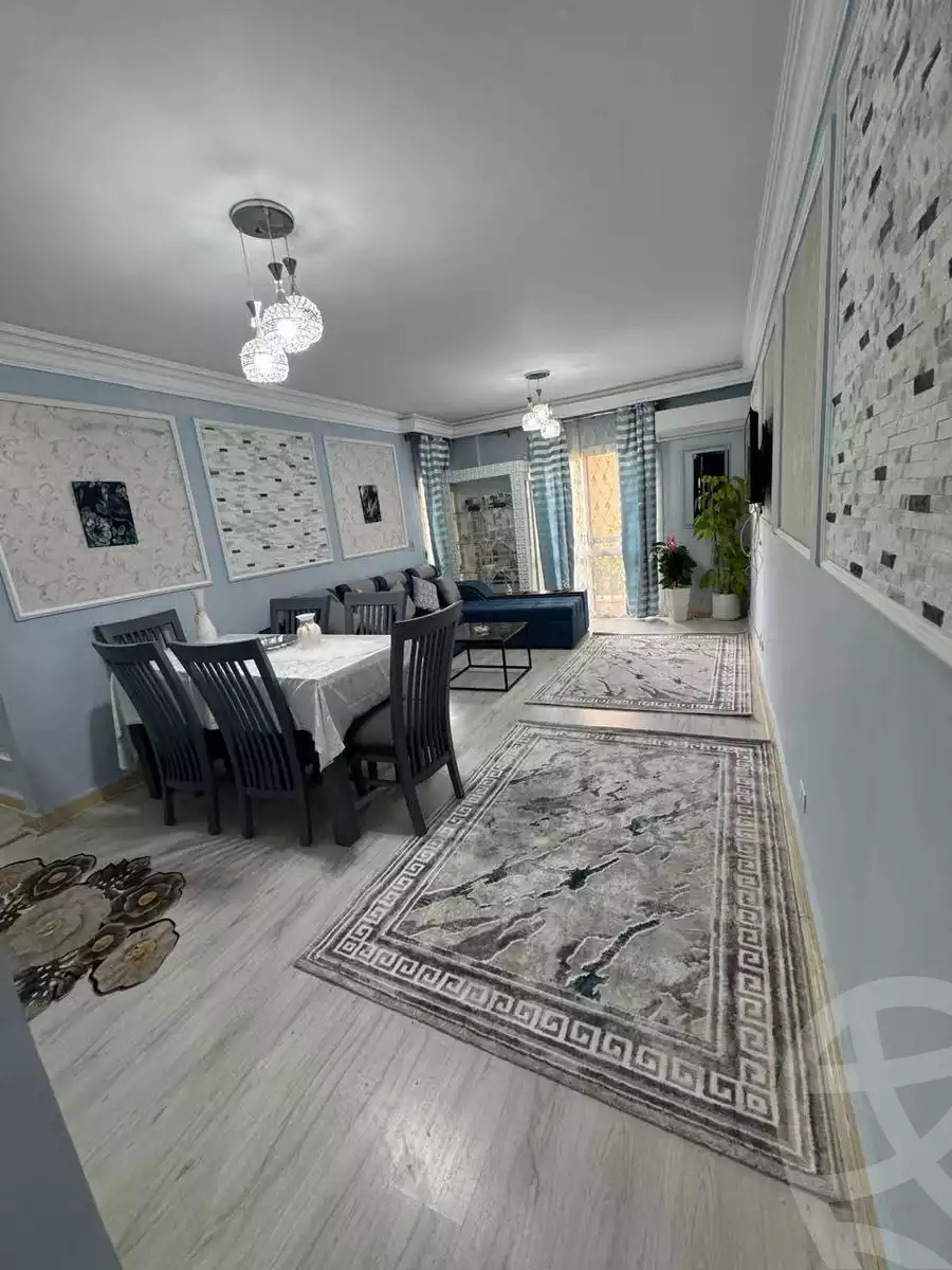 https://aqarmap.com.eg/ar/listing/6268225-for-rent-cairo-new-cairo-lrhb-city-phase-8
