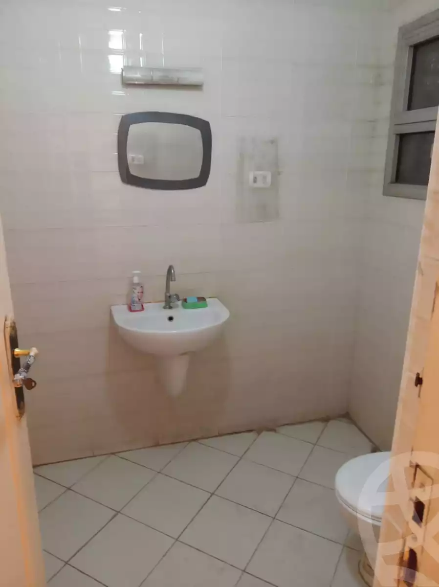 https://aqarmap.com.eg/ar/listing/6268525-for-rent-cairo-downtown-kasr-el-neel-kasr-al-nile-st
