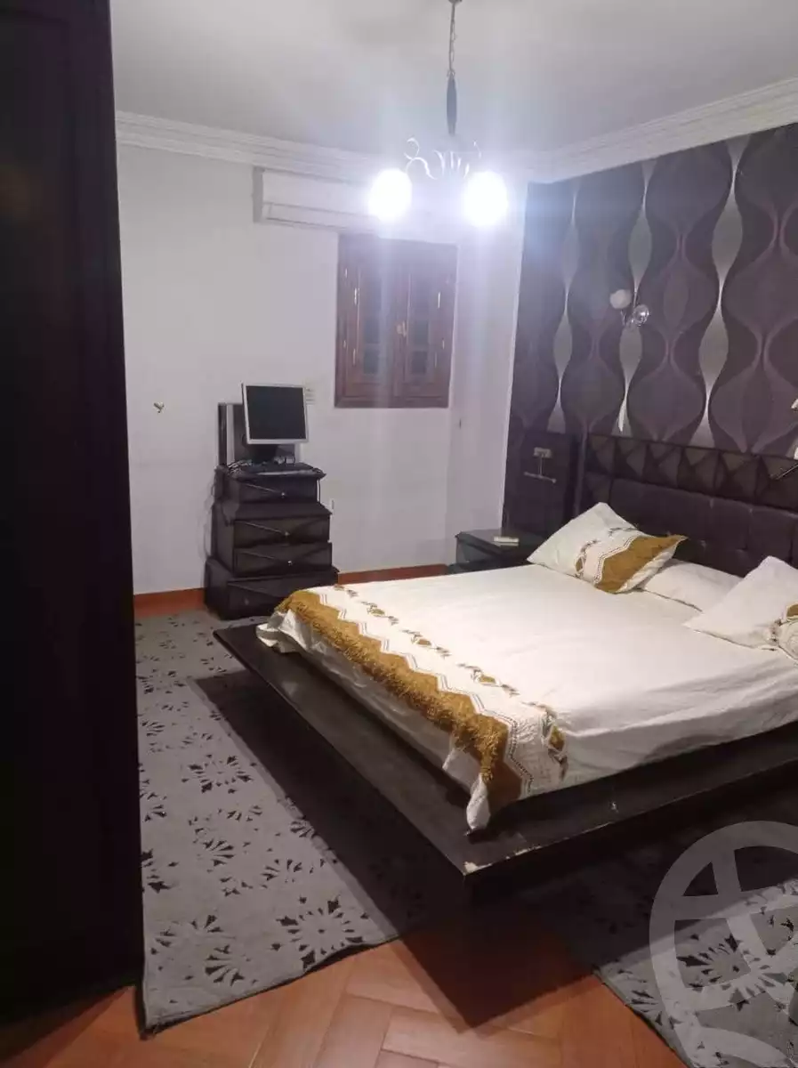 https://aqarmap.com.eg/en/listing/6270549-for-sale-cairo-el-haram-shareaa-khatem-el-morsalen