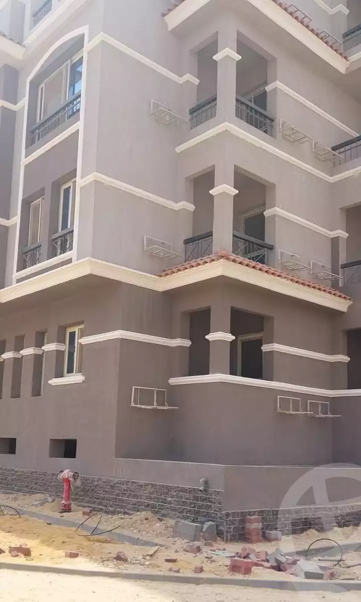 https://aqarmap.com.eg/en/listing/6270268-for-sale-cairo-new-cairo-compounds-dh-ykwn-2-ryzydns-styl-hwm