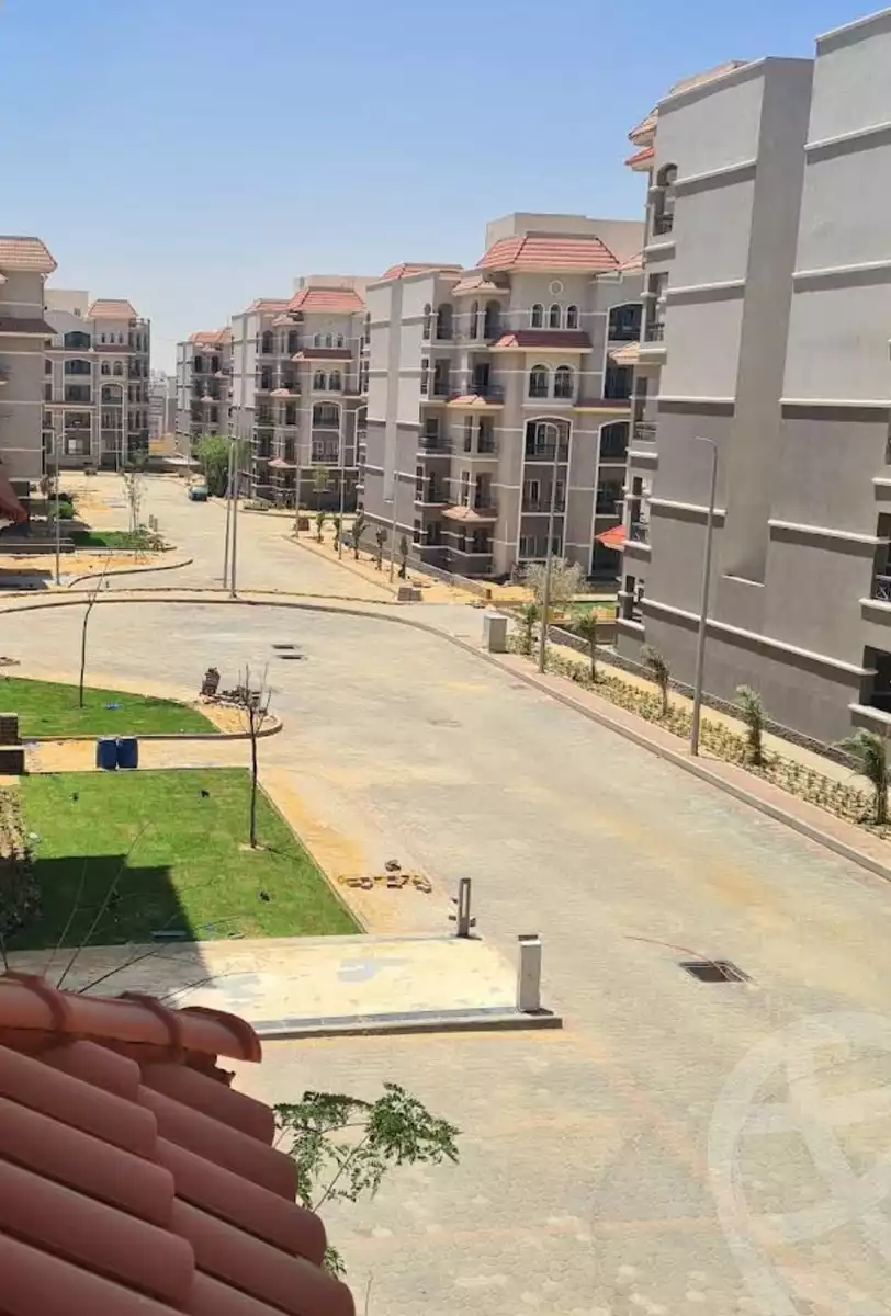 https://aqarmap.com.eg/en/listing/6270268-for-sale-cairo-new-cairo-compounds-dh-ykwn-2-ryzydns-styl-hwm