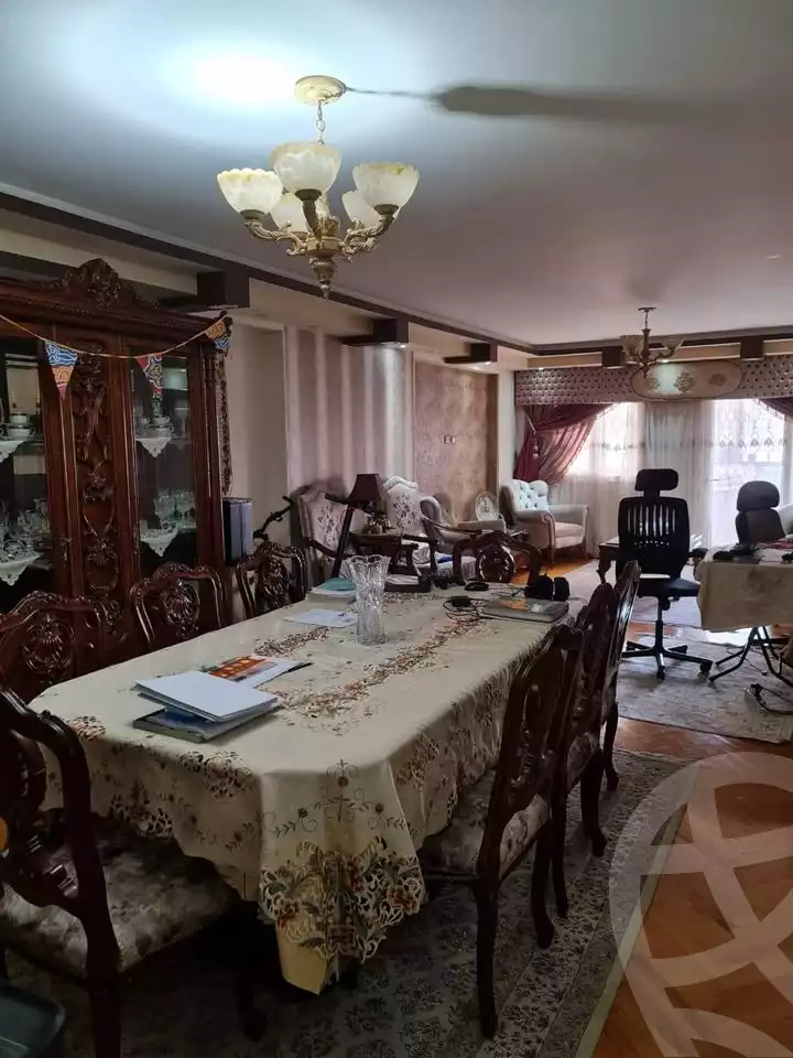 https://aqarmap.com.eg/ar/listing/6270696-for-sale-alexandria-glim