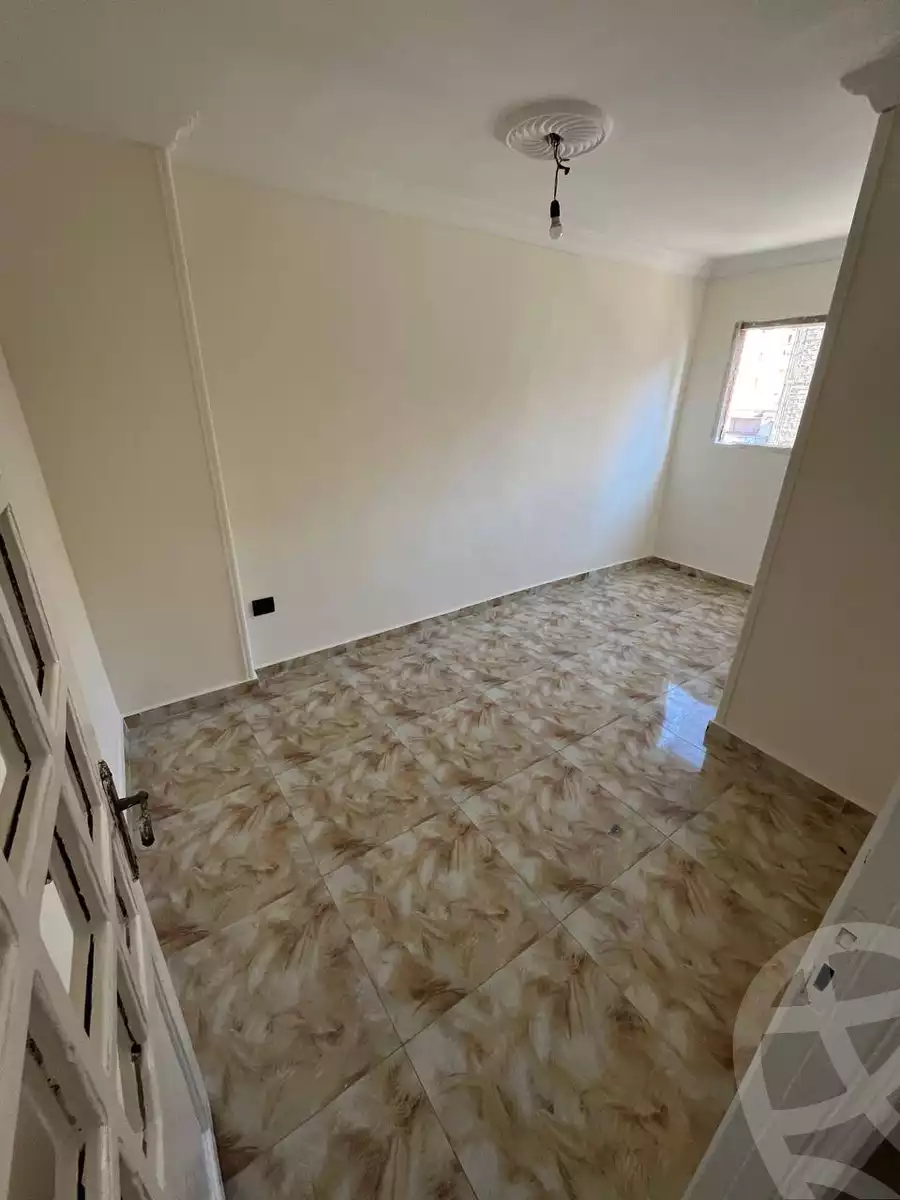 https://aqarmap.com.eg/ar/listing/6270755-for-sale-alexandria-bahray-el-anfoshy-al-siala-st