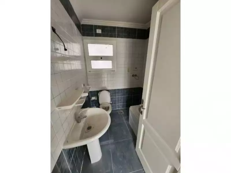 https://aqarmap.com.eg/en/listing/6271475-for-sale-cairo-new-cairo-madinaty-twelfth-zone-buildings-madinaty-b-12