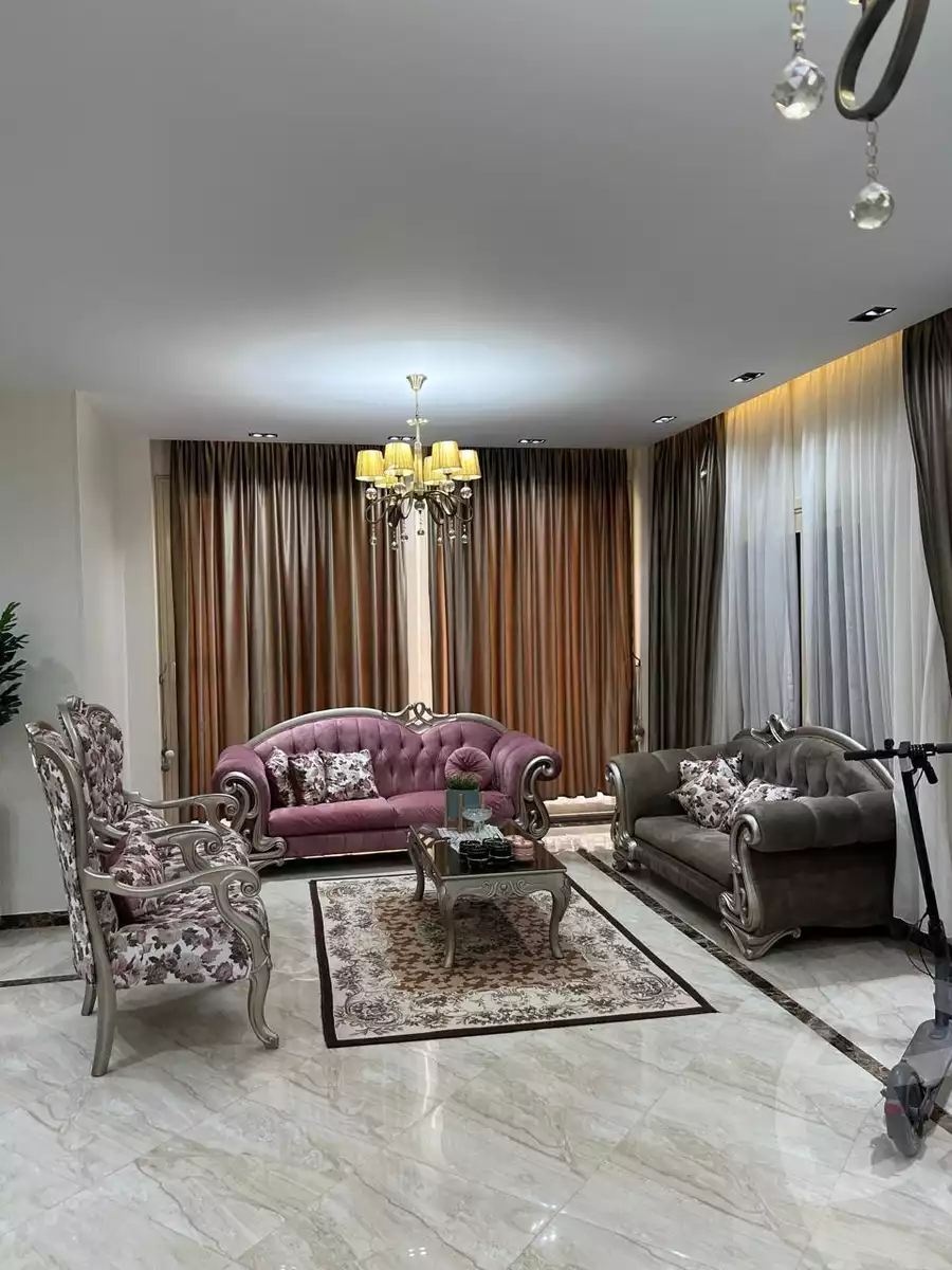 https://aqarmap.com.eg/en/listing/6271618-for-sale-cairo-el-sheikh-zayed-city-compounds-el-khamayel
