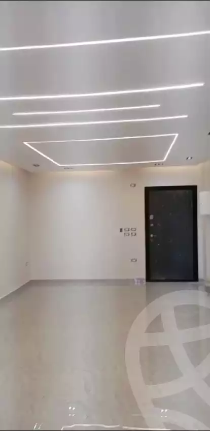 https://aqarmap.com.eg/ar/listing/6271658-for-sale-cairo-el-sheikh-zayed-city-compounds-el-khamayel