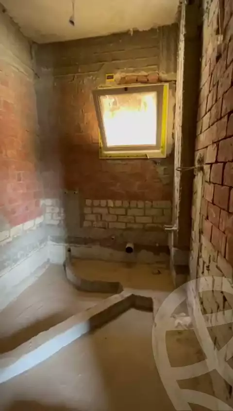 https://aqarmap.com.eg/ar/listing/6271764-for-sale-cairo-el-sheikh-zayed-city-compounds-el-khamayel