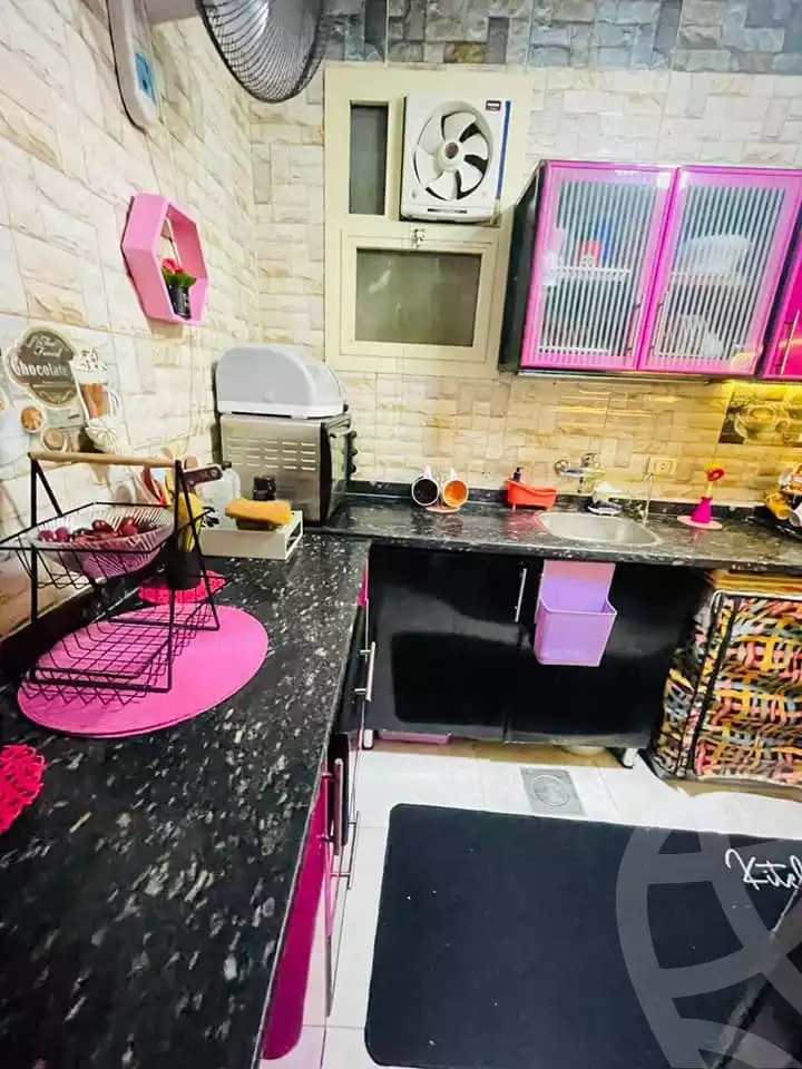 https://aqarmap.com.eg/en/listing/6271807-for-sale-cairo-el-haram-el-lebeny-soltan-khattab-st