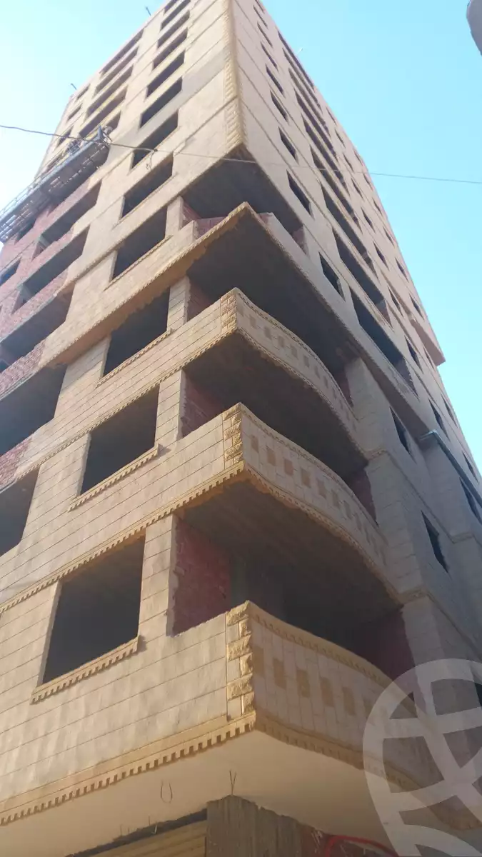 https://aqarmap.com.eg/en/listing/6272381-for-sale-qalyubia-shubra-el-khaima-shubra-el-khaima-city-zakareya-st