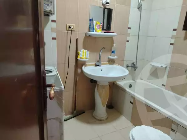 https://aqarmap.com.eg/en/listing/6273579-for-sale-gharbia-el-mahallah-el-kubra-el-mahalah-el-kobra-city-mohammed-hasan-shaheen-st