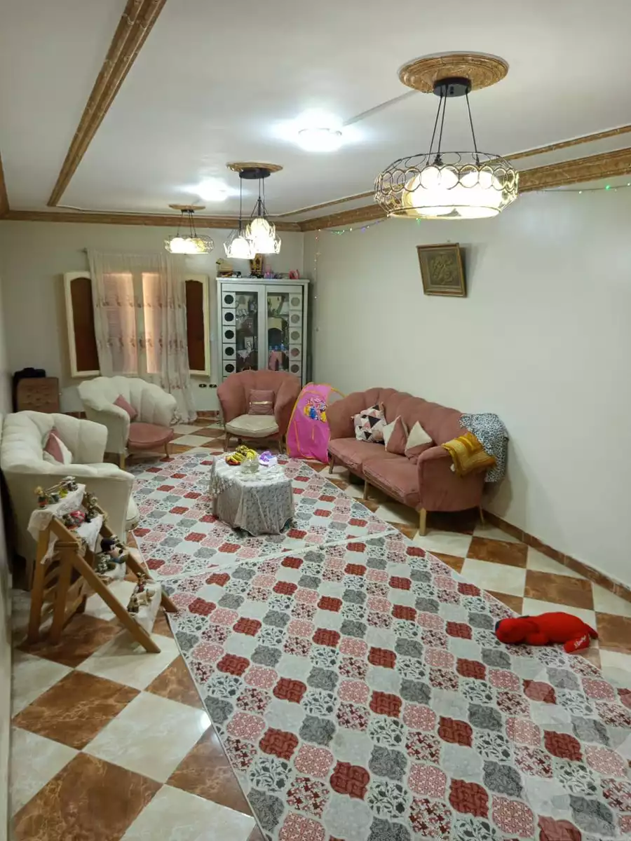 https://aqarmap.com.eg/en/listing/6273898-for-sale-cairo-downtown-el-darasa-nafak-al-azhar-st