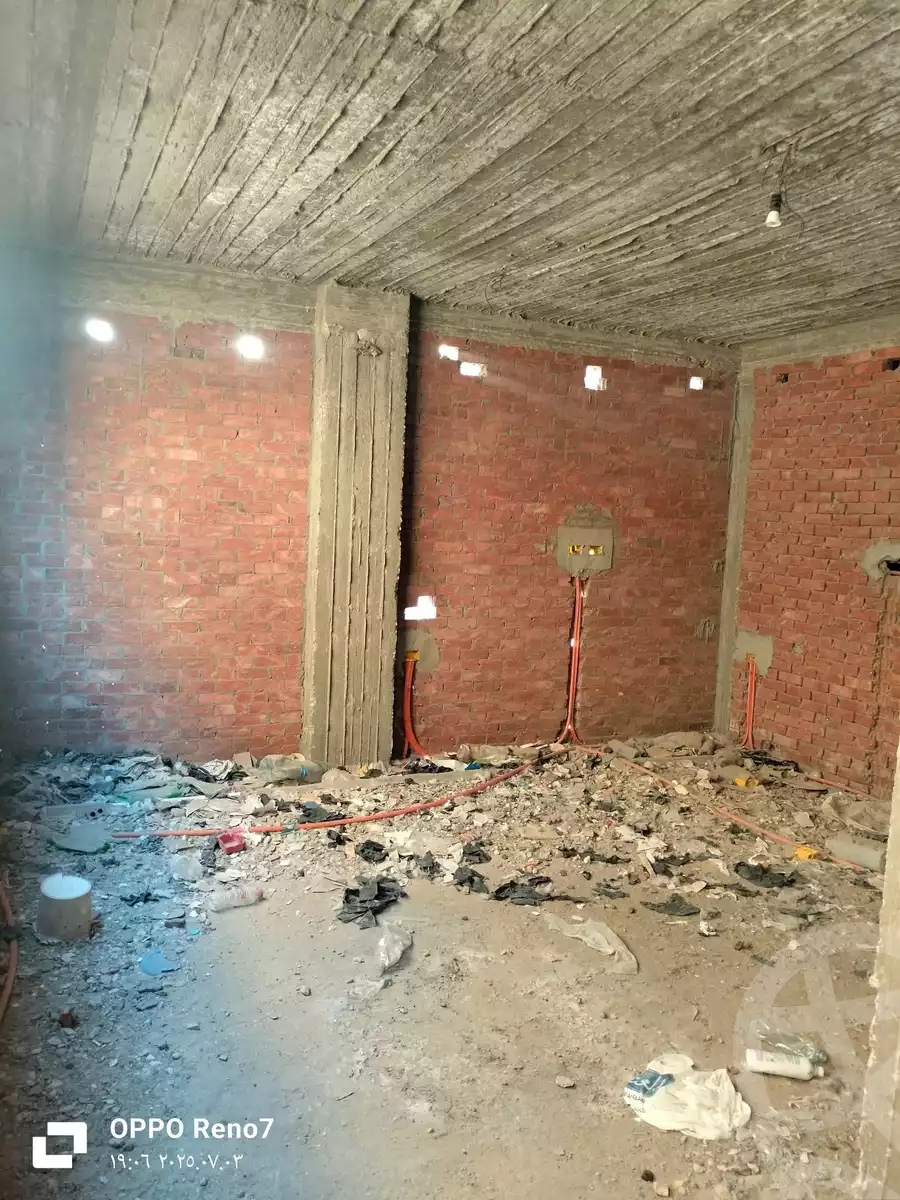 https://aqarmap.com.eg/en/listing/6275408-for-sale-cairo-helwan-hadayek-helwan-el-eshrein-st