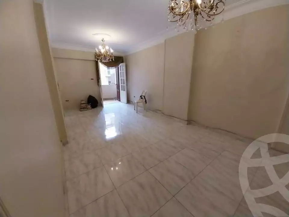 https://aqarmap.com.eg/ar/listing/6275568-for-sale-alexandria-camp-cesar-abd-el-moneim-sanad-st