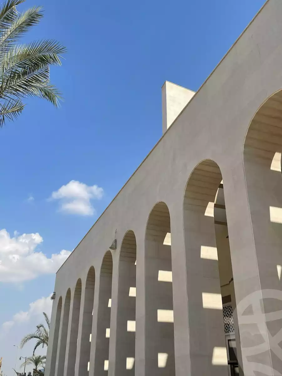 https://aqarmap.com.eg/en/listing/6277325-for-sale-cairo-el-sheikh-zayed-city-compounds-kmbwnd-fyldj-wyst-dr-llttwyr