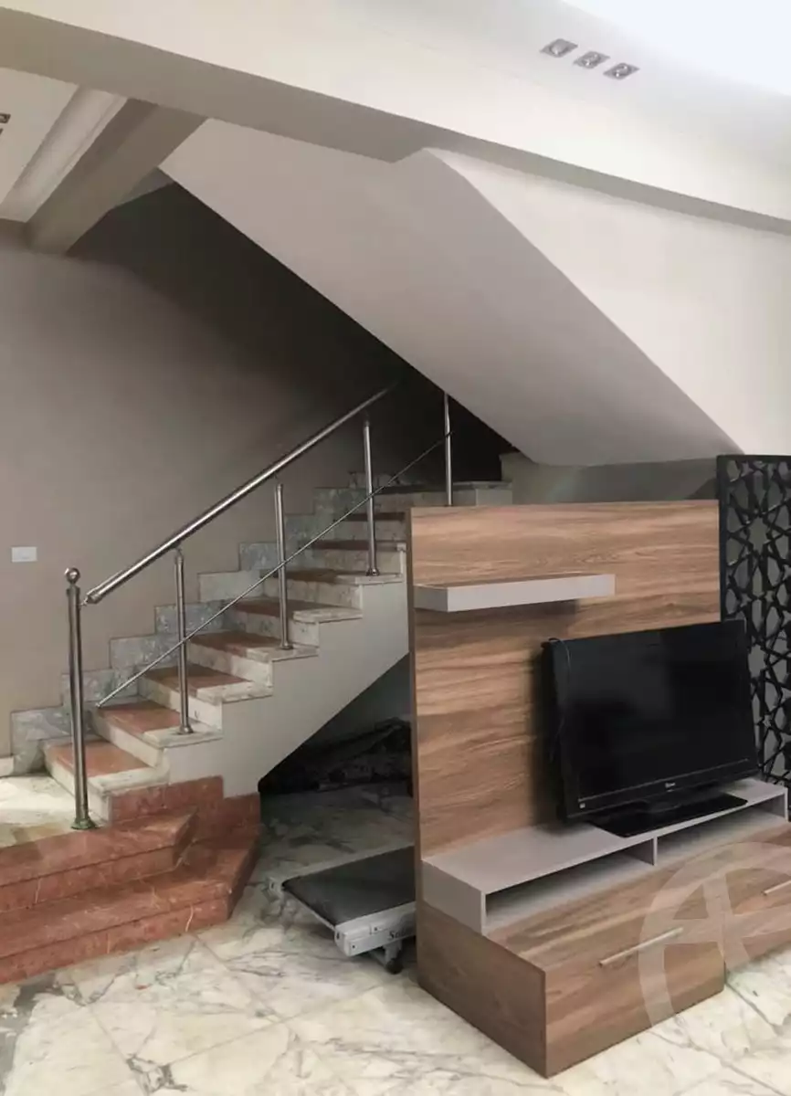https://aqarmap.com.eg/ar/listing/6277382-for-sale-cairo-el-sheikh-zayed-city-compounds-hadayek-el-mohandiseen