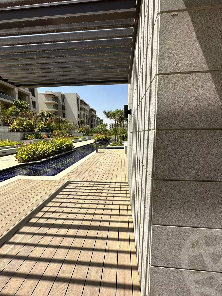 https://aqarmap.com.eg/en/listing/6277654-for-sale-cairo-new-cairo-compounds-the-address-east