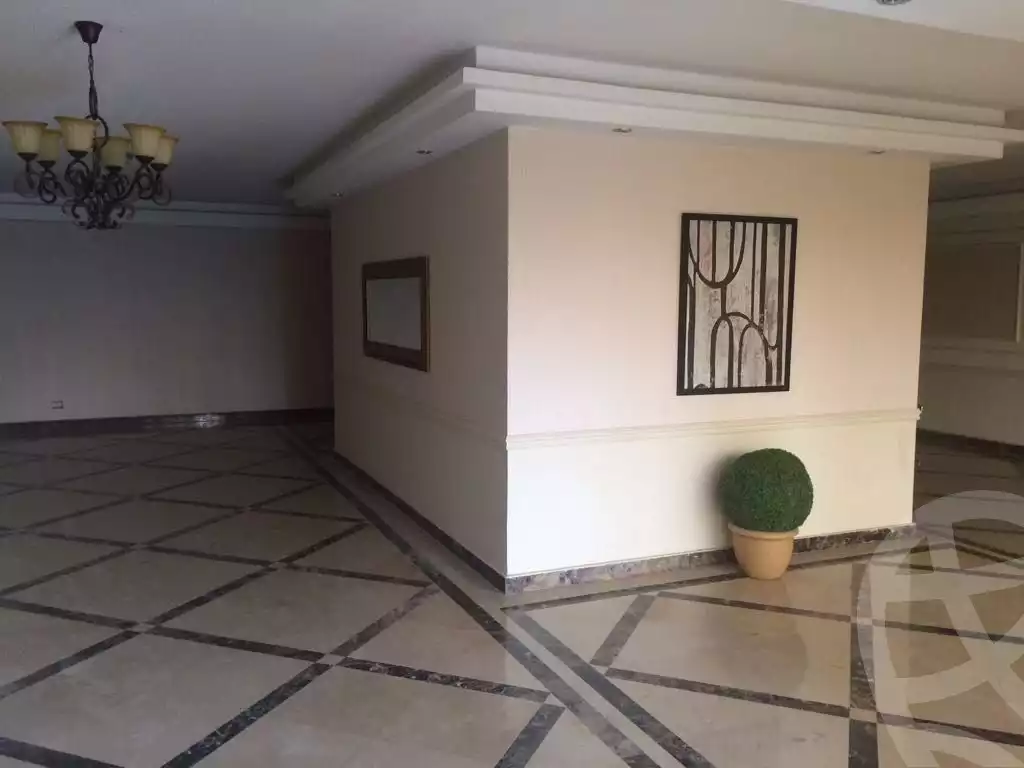 https://aqarmap.com.eg/ar/listing/6277782-for-sale-cairo-el-sheikh-zayed-city-compounds-greens