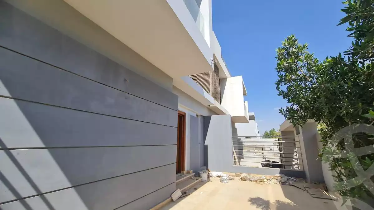 https://aqarmap.com.eg/ar/listing/6279480-for-sale-cairo-el-sheikh-zayed-city-lshykh-zyd-ljdyd-el-patio-vera-la-vista