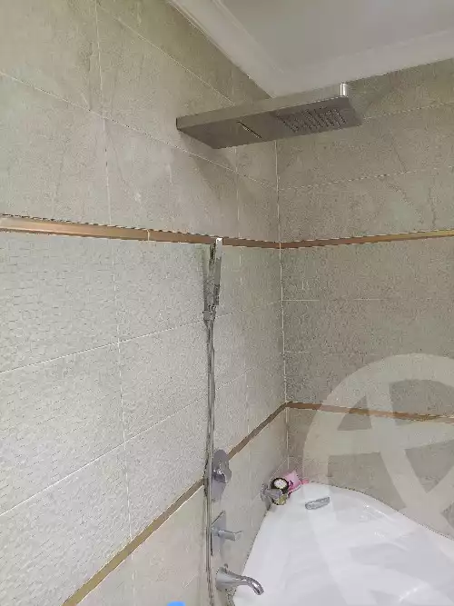 https://aqarmap.com.eg/ar/listing/6281023-for-sale-cairo-helwan-kwrnysh-hlwn