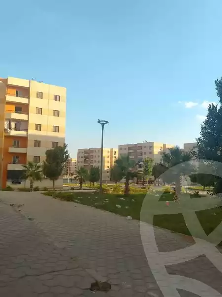 https://aqarmap.com.eg/ar/listing/6283215-for-sale-cairo-6th-of-october-hadaeq-october-kmbwnd-fy-hdyq-ktwbr-regency-mall