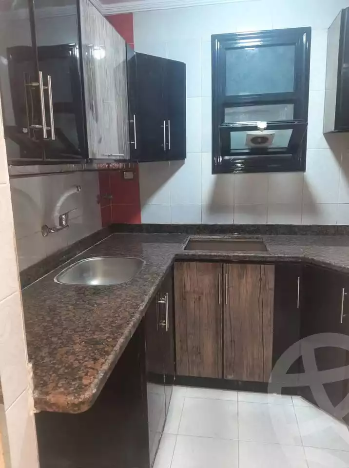 https://aqarmap.com.eg/en/listing/6283905-for-sale-alexandria-el-mandara-alex-el-mandara-bahri-sidi-kamal-st
