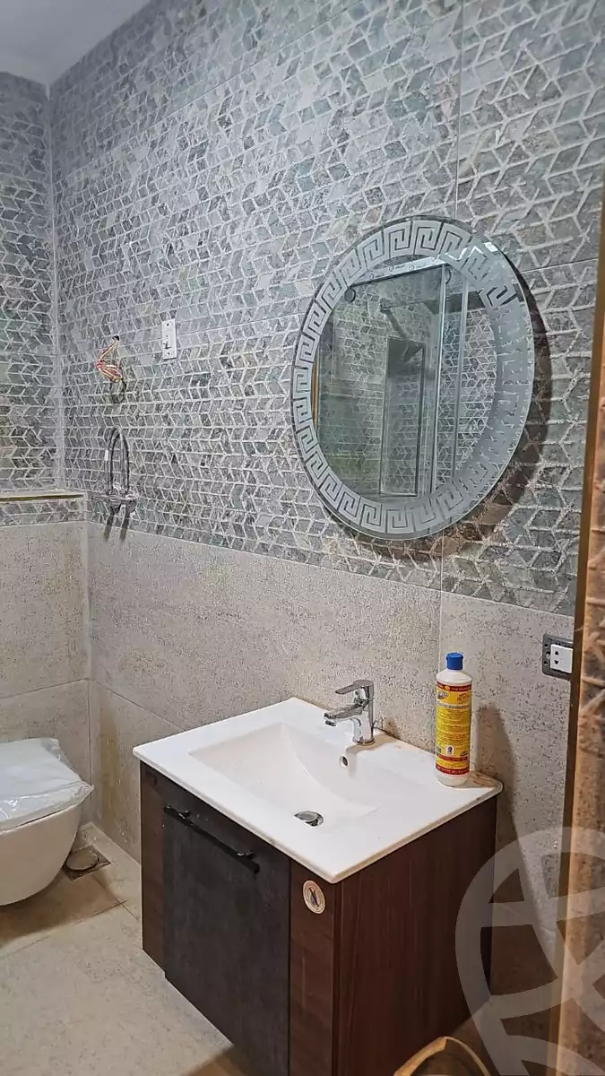 https://aqarmap.com.eg/ar/listing/6284291-for-rent-cairo-new-cairo-compounds-mountain-view-2