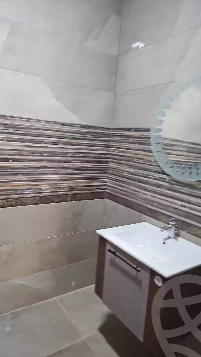 https://aqarmap.com.eg/ar/listing/6284291-for-rent-cairo-new-cairo-compounds-mountain-view-2