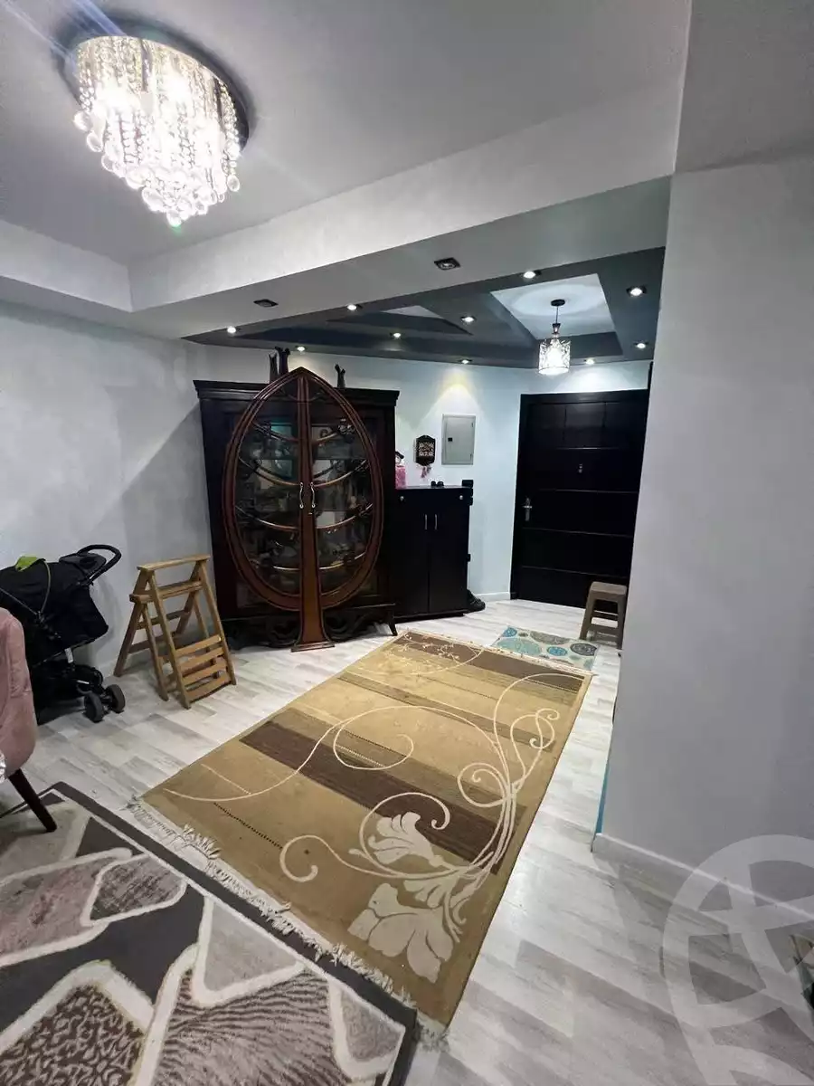 https://aqarmap.com.eg/ar/listing/6284367-for-sale-cairo-helwan-helwan-el-sharkeya-abd-el-rahman-pasha-st