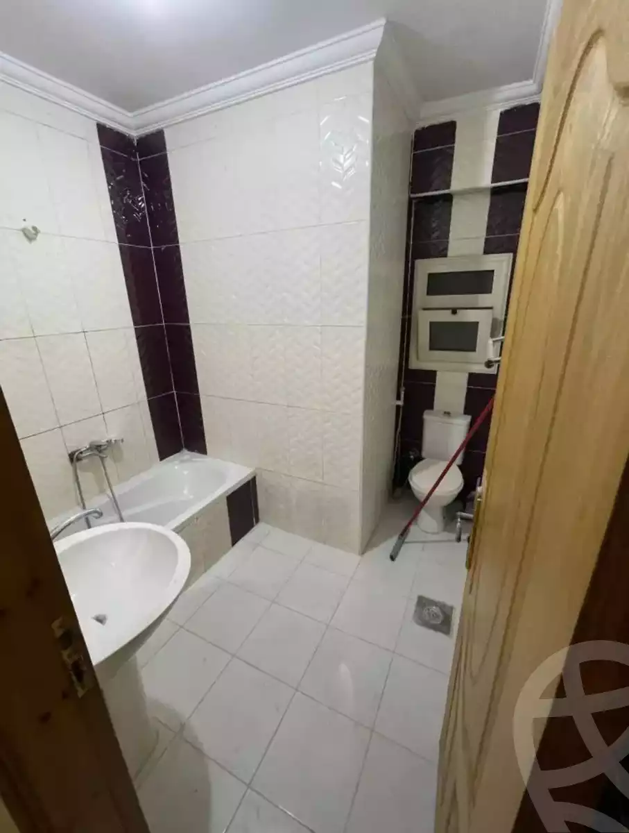 https://aqarmap.com.eg/en/listing/6284666-for-sale-alexandria-camp-cesar-port-said-street