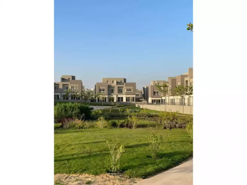https://aqarmap.com.eg/en/listing/6286198-for-sale-cairo-el-sheikh-zayed-city-compounds-etapa