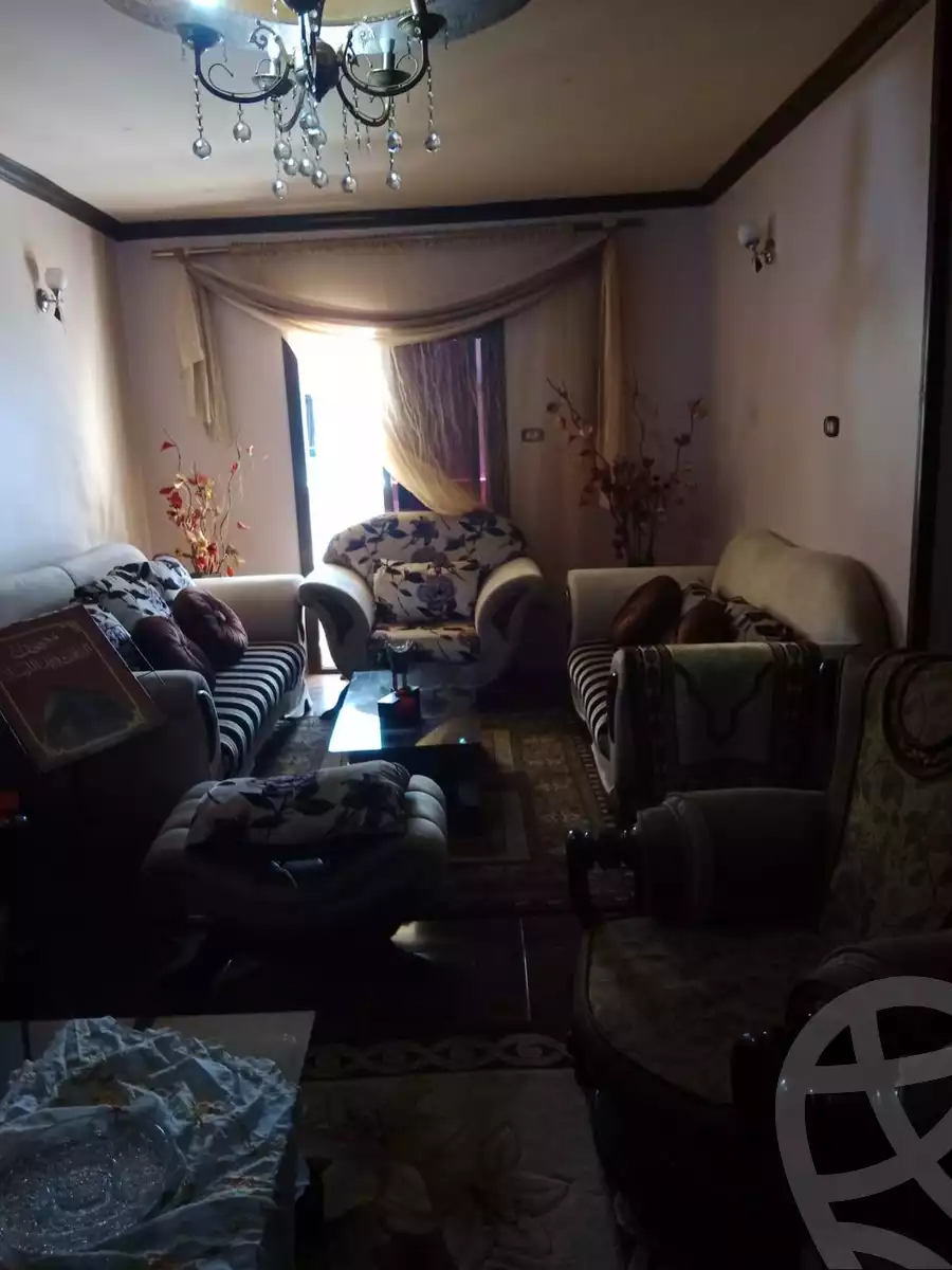https://aqarmap.com.eg/ar/listing/6287380-for-sale-alexandria-l-jmy-lbytsh-el-zohour-st