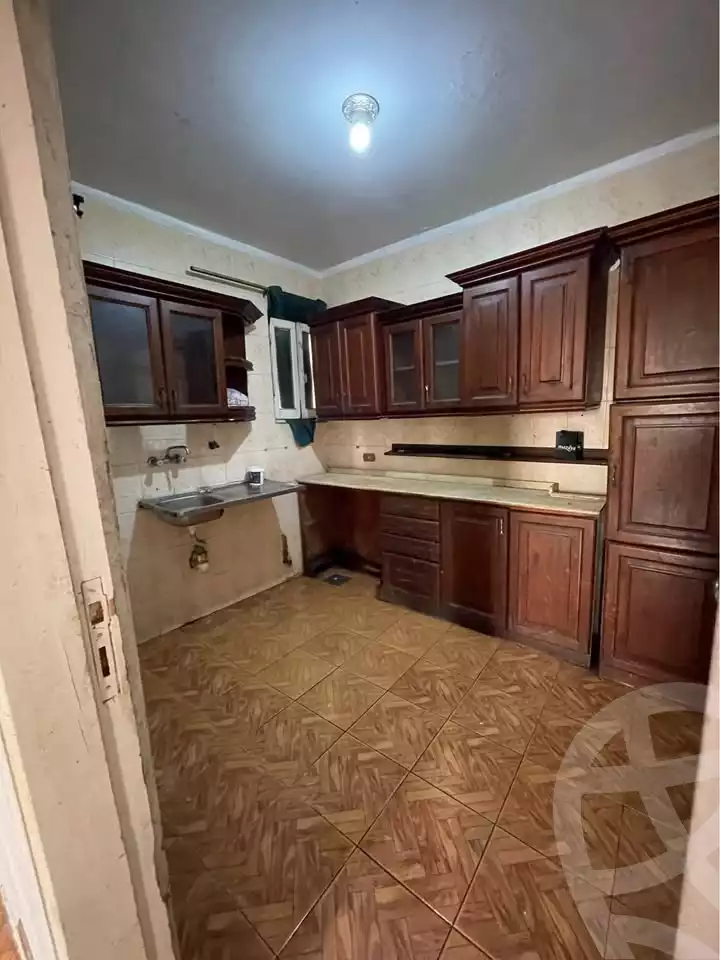 https://aqarmap.com.eg/en/listing/6287448-for-sale-cairo-ain-shams-6-october-st