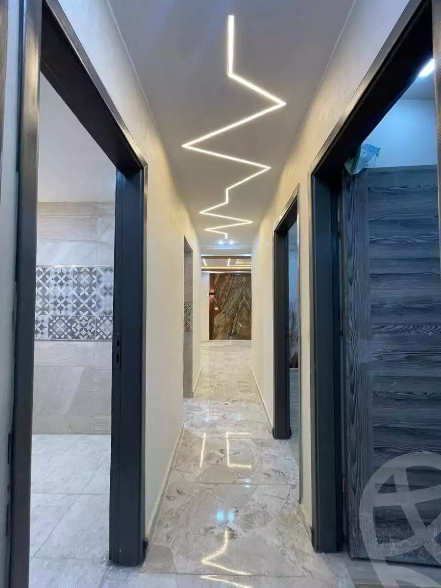 https://aqarmap.com.eg/en/listing/6288587-for-sale-cairo-el-haram-el-lebeny-soltan-khattab-st