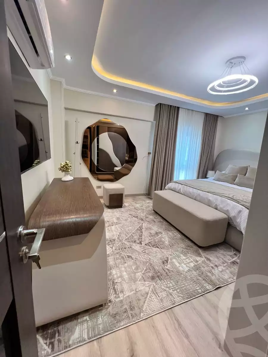 https://aqarmap.com.eg/ar/listing/6289364-for-sale-cairo-new-cairo-compounds-mwrd-fq-llttwyr