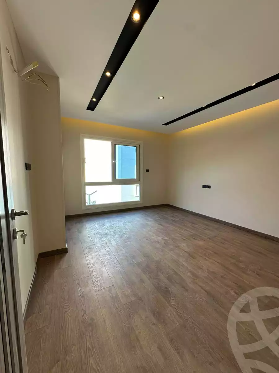 https://aqarmap.com.eg/en/listing/6289420-for-sale-cairo-new-cairo-compounds-mwrd-fq-llttwyr