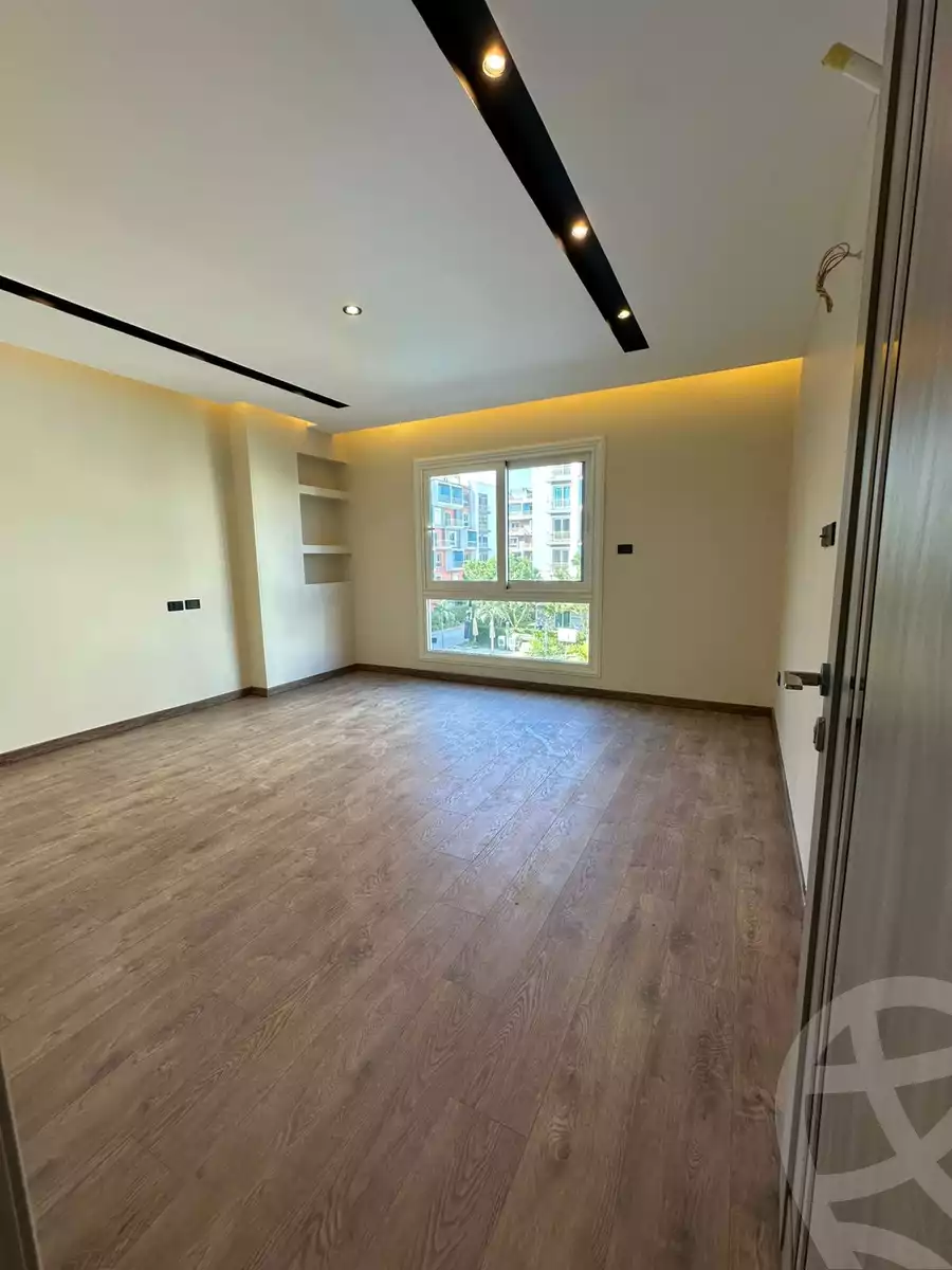 https://aqarmap.com.eg/en/listing/6289420-for-sale-cairo-new-cairo-compounds-mwrd-fq-llttwyr
