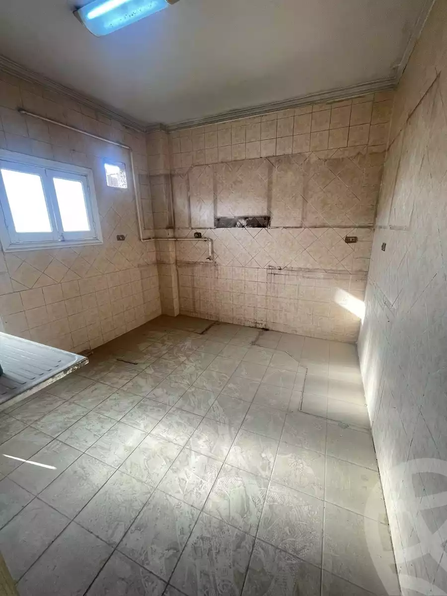 https://aqarmap.com.eg/ar/listing/6290238-for-sale-cairo-helwan-lmjwr-lrb-lmshrw-lmryky
