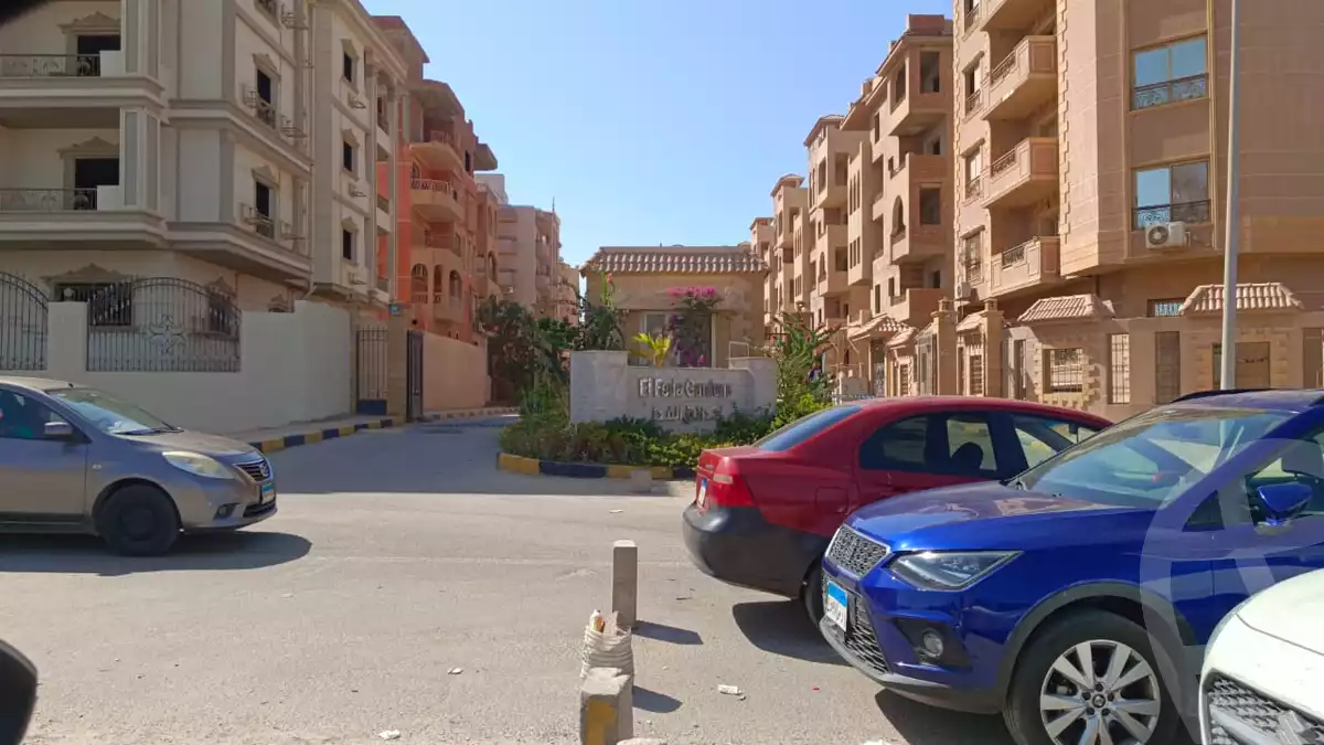 https://aqarmap.com.eg/ar/listing/6293034-for-sale-cairo-new-cairo-compounds-hadayek-el-fedaa