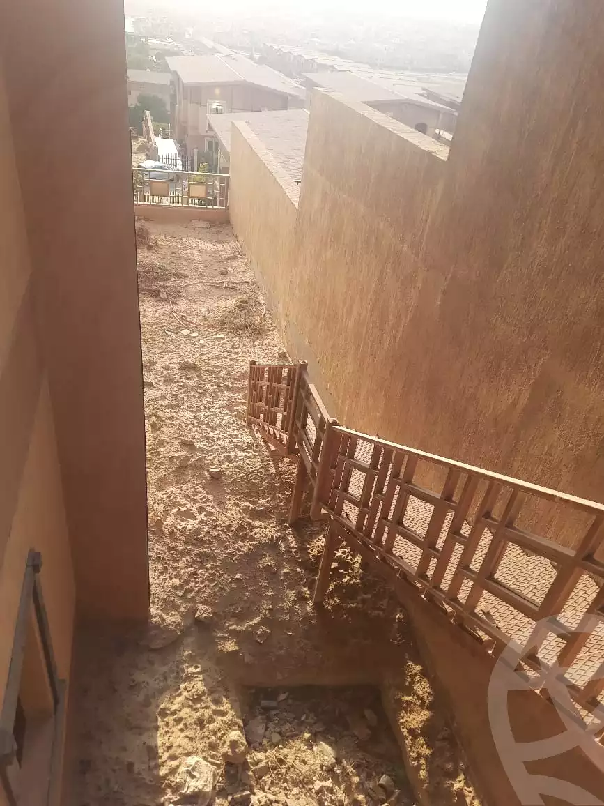 https://aqarmap.com.eg/en/listing/6295209-for-sale-cairo-6th-of-october-compounds-pyramids-walk