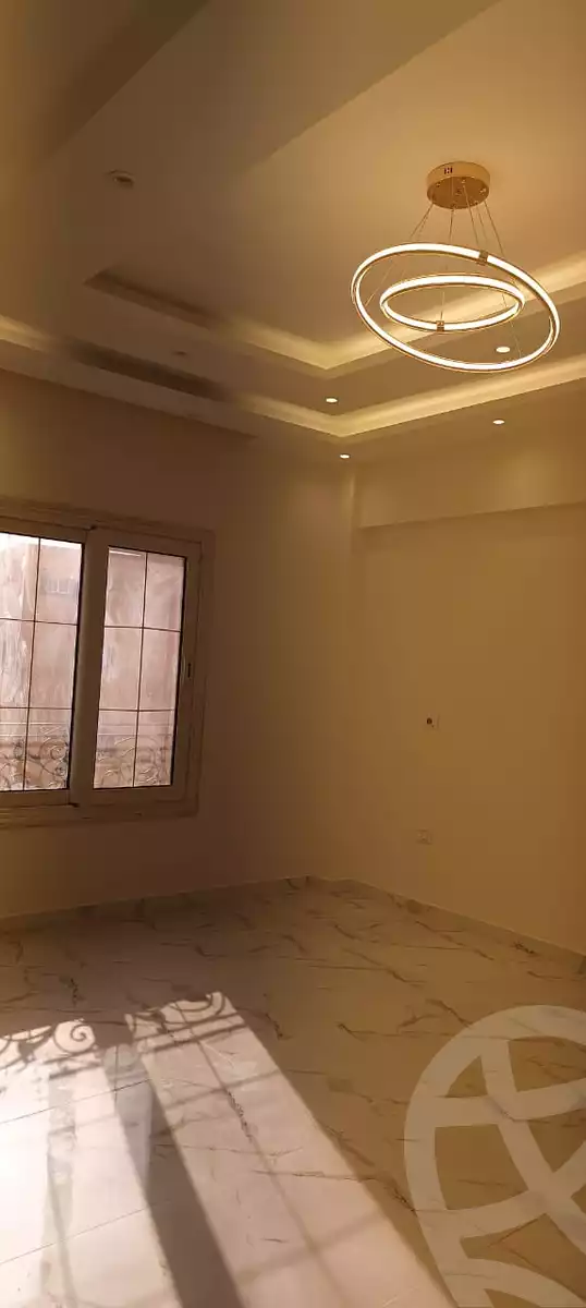 https://aqarmap.com.eg/ar/listing/6295347-for-sale-cairo-el-sheikh-zayed-city-el-hay-el-khames-lhy-lkhms