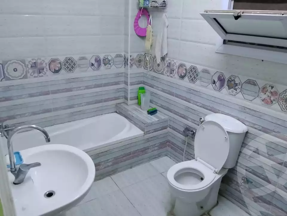 https://aqarmap.com.eg/en/listing/6297262-for-sale-cairo-ain-shams-ahmed-esmat-st